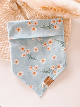 Load image into Gallery viewer, The Floret Stitches Snap-On Bandana
